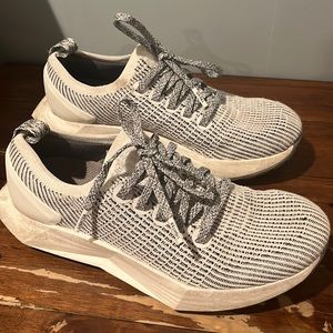 Allbird tree flyers. Size 6.5